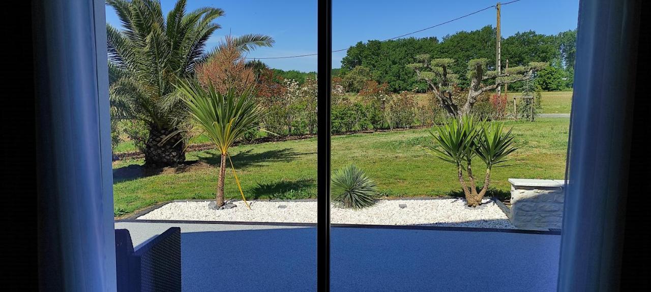 Les Cuves - Saintes Bed & Breakfast Chaniers Exterior photo