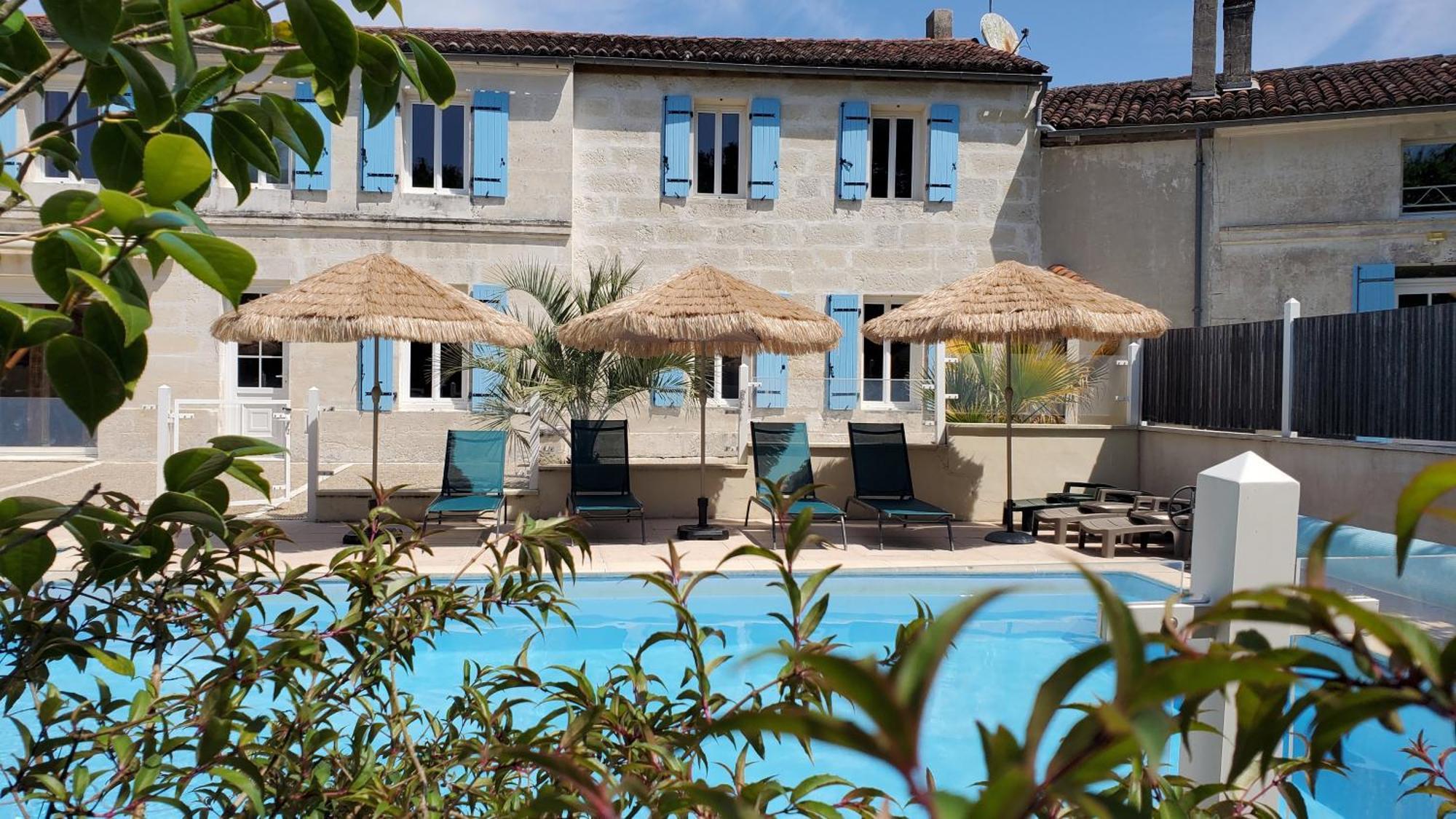 Les Cuves - Saintes Bed & Breakfast Chaniers Exterior photo